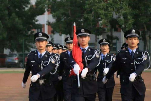 老师,浙江的考生报考专科警校大概需要几分 有什么学校推荐的吗 谢谢老师 