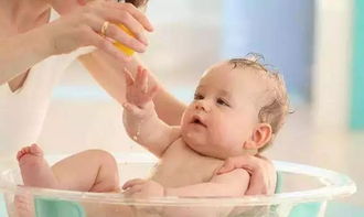 秋冬如何给宝宝洗澡 家长们都做对了吗