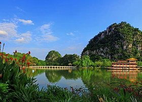 肇庆市星湖景区介绍肇庆星湖风景区旅游攻略(肇庆星湖牌坊附近免费停车场)