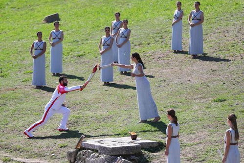 五行喜火和土的女孩名字（五行喜火和土的女孩名字有哪些）