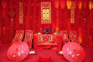 云南结婚 风俗流程有哪些【 婚礼 纪】,云南结婚当天有什么礼节和风俗~要详细的哦~~！！！