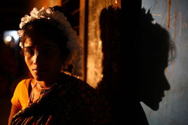 痛心 揭秘孟加拉国童妓的真实生活 
