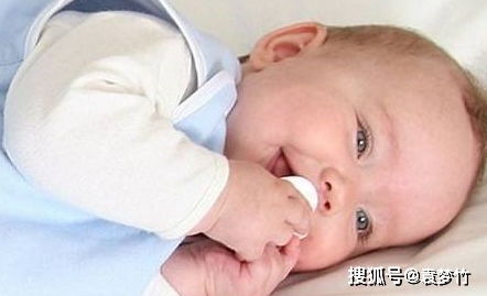 宝宝不喝奶瓶可以用安抚奶嘴纠正吗