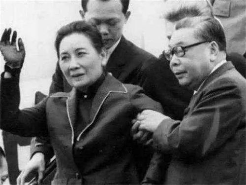 1982年廖承志致信蒋经国呼吁统一,宋美龄回应八字,令人心寒