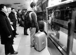 贵州人,你对自家地铁有何建议 禁止车厢内饮食 ...能不能接受