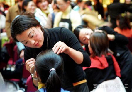 女生学什么手艺好呢,女生学什么手艺最有前景