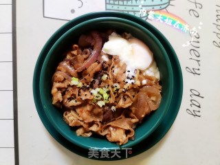 牛肉丼的做法 牛肉丼 牛肉饭 牛肉丼怎么做 内蒙大妞在济南的菜谱 