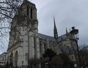 想看巴黎圣母院 百度百科博物馆上线全景版巴黎圣母院