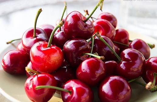 女性吃樱桃可以减肥吗 专家告诉你樱桃的营养价值