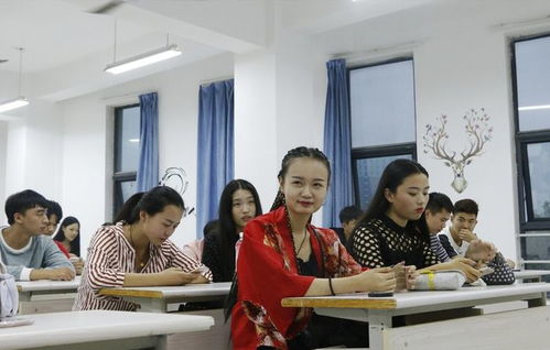 为啥研究生都抢着当辅导员 看完工资条,我明白了,太让人羡慕了