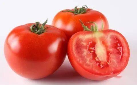 一天一个番茄的好处 一天一个番茄吃多久能美白