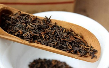 泡过的熟普洱茶渣能种花吗,求问,喝过的茶叶渣可以做花肥吗?近期喝过的都放在了一起,有生熟