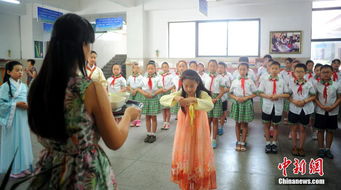 重庆小学生汉服行 拜师礼 传统礼仪贺教师节 