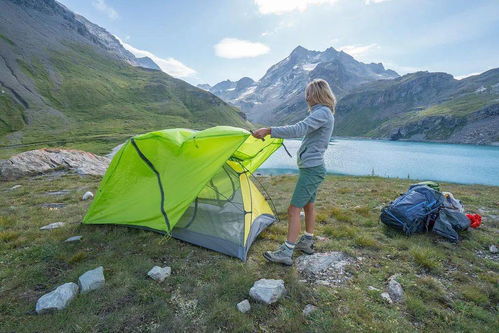 夏季在野外露营好吗,大热天时里，去野营合适麼？该注意哪些方面呢？