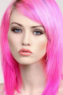 女人发型染什么颜色好看 15款染发看起来更气质优雅