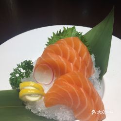 三文鱼腩怎么做好吃,三文鱼的肉有多好吃