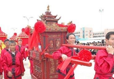 中国传统婚礼的礼仪习俗 
