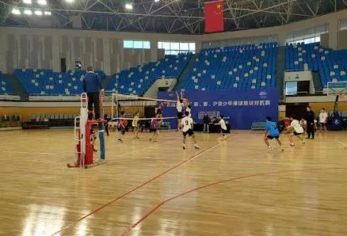 高三体育集训什么地方的好一点,辽宁高中体育生 去哪训练体育最好？