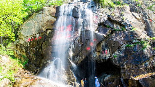 江苏连云港这座山峰,相传是 孙悟空的老家 ,山上还有72处洞穴