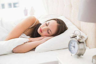 晚上失眠吃什么好 用 食疗法 改善睡眠要谨记