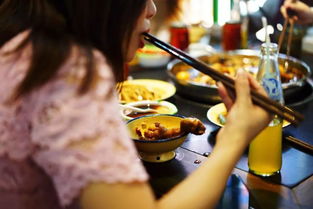 防空洞里的美食 晓彭肥肠鸡