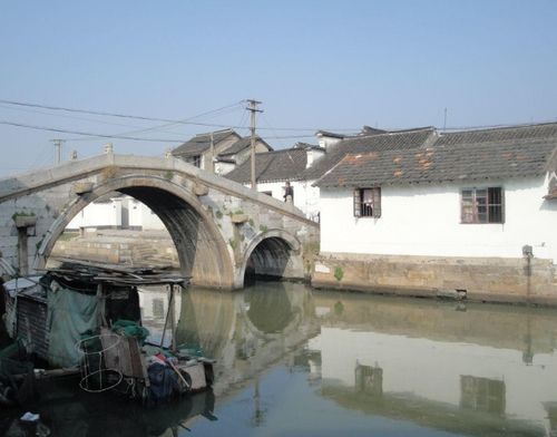 上海又一座 低调 的古镇走红,古朴安静风景好,河流环绕无门票