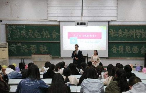 读大学,有没有必要当班干部或参加社团 辅导员的话说明一切