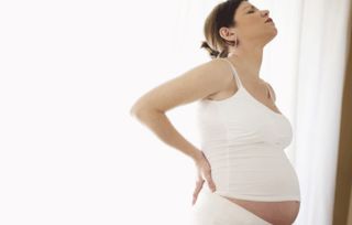 孕妇3个月胸闷怎么办(孕期3个月胸闷气短透不过气怎么办)