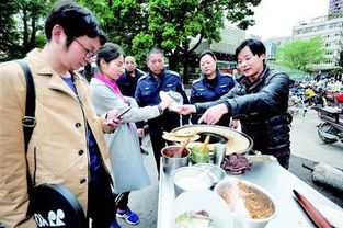 烧饼哥 一肩挑起10人生活重担 