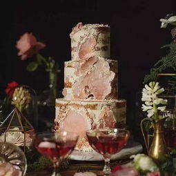 婚礼上用这些水晶婚礼蛋糕美哭大家吧