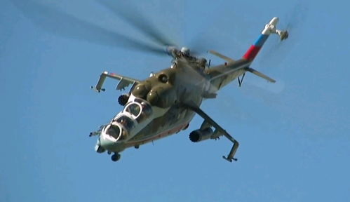 科幻武装直升机图片
