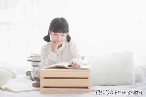 牛年宝宝起名测名 温柔甜美女孩名字,寓意楚楚动人