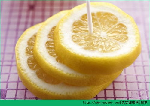 新鲜柠檬怎么泡水喝 新鲜柠檬泡水的方法