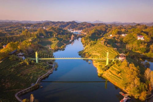 安徽旅游 穿越 华东秘境天路 ,一起邂逅金寨美景