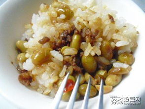 青豆肉末闷锅饭的做法,青豆肉末闷锅饭怎么做好吃,青豆肉末闷锅饭的家常做法 如月的花花肠 
