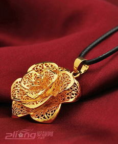 周大福纯手工黄金饰品：传统工艺与时尚元素的完美融合