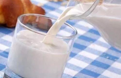 长期喝牛奶会怎么样