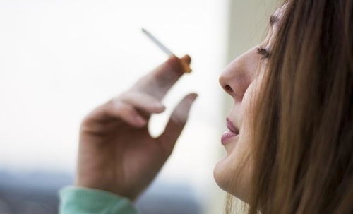 长期吸烟的人,若学会这几个小技巧,或许不用戒烟身体也会舒服点