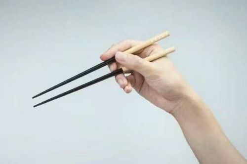从你握筷子的方式,看出你一生的命,来看你是享福命还是劳碌命