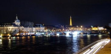 巴黎的夜空多美丽 
