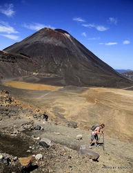 新西兰不停步 徒步梦想中的汤加里罗火山群 