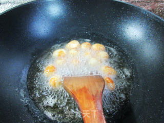 小炸蛋烧水笋的做法 小炸蛋烧水笋怎么做 花鱼儿的菜谱 