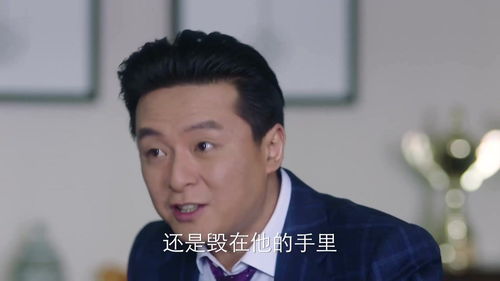 小伙上门让自己老板去自首,结果老板狠狠的骂了他一顿 