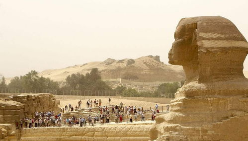 埃及的金字塔为何不能爬 西方游客登上塔顶,发现了一大秘密