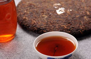 普洱熟茶泡后茶底有汽油味,为什么有的熟普洱散茶叶有刺鼻气味?