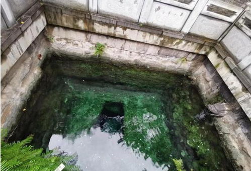 西安华清宫之游览 李隆基杨贵妃的浴池,古人洗个澡也奢靡成风