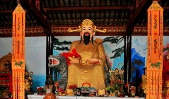 农历中国 三月十五 拜财神