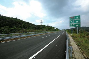 高速公路距居民住宅最小距离是多少 