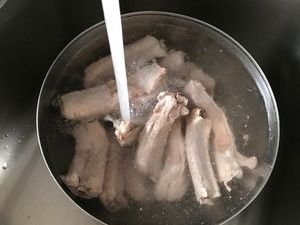 肉骨茶的做法和材料,肉骨茶的介绍