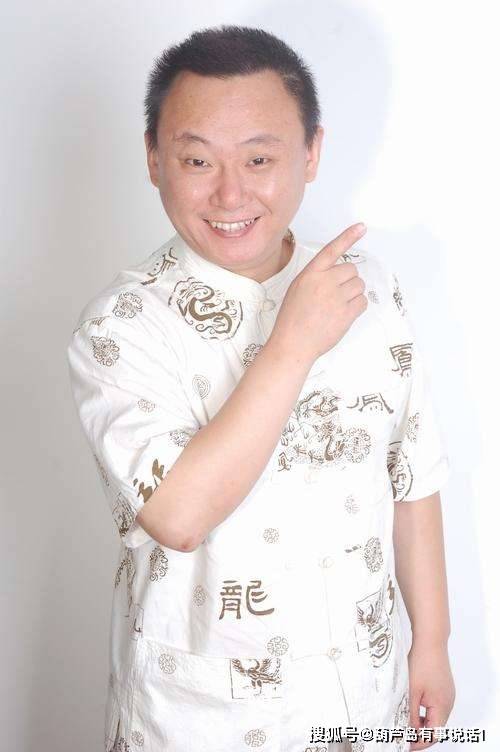 小品演员邵峰,妻子是他的挚爱,陪妻子抗病魔,他如今满头发已白